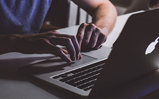 开云体育官方下载-世纪之战：经典对抗的“重现”，激发新一波篮球热潮，世纪之战足球